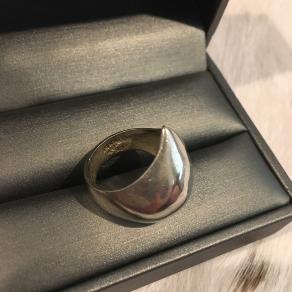 Vintage Sterling Puffed Heart Ring - Picture 3 of 6